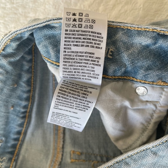American Eagle Denim Shortie - Picture 5 of 6